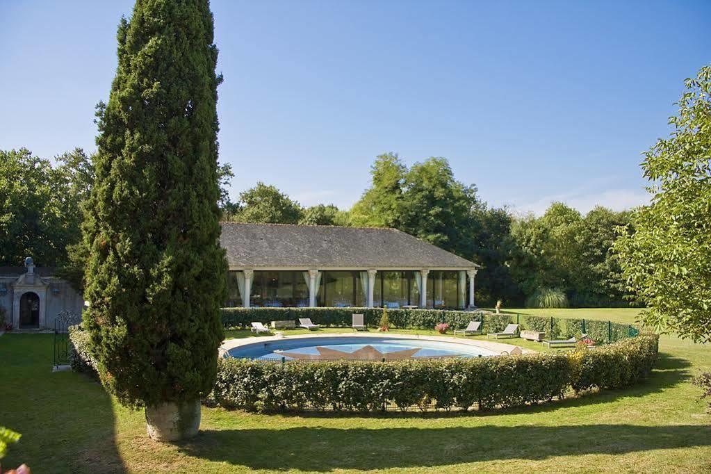 L'Abbaye De Villeneuve Les Sorinières Extérieur photo