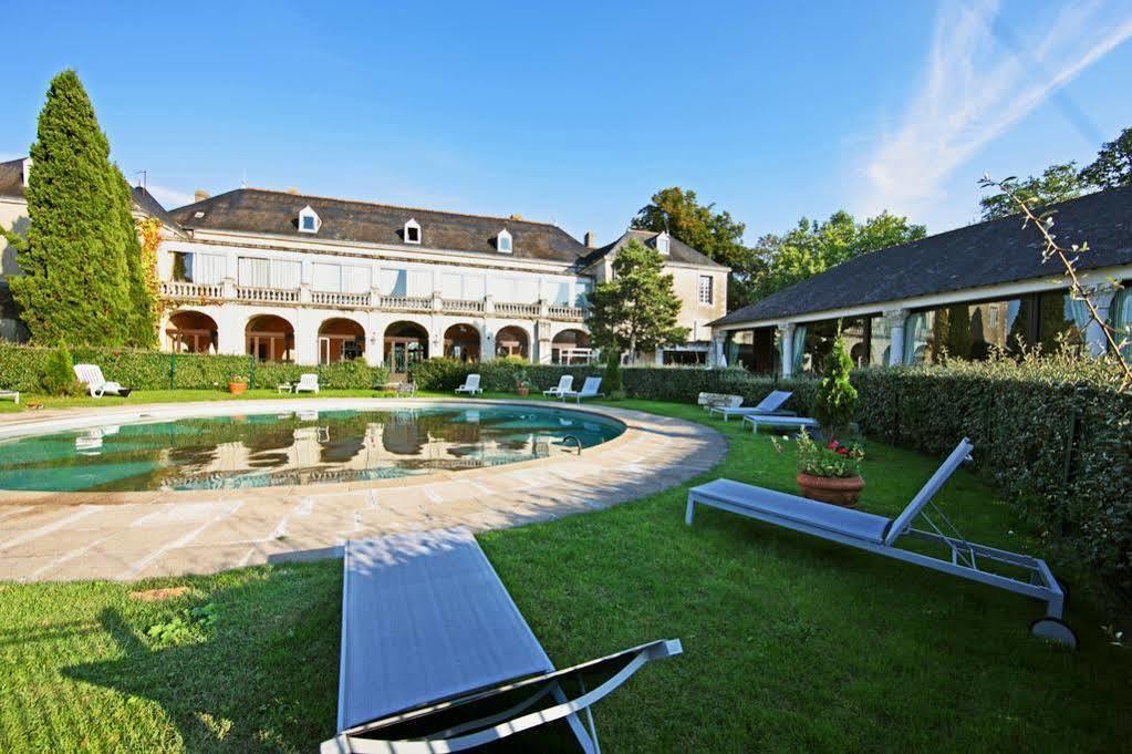 L'Abbaye De Villeneuve Les Sorinières Extérieur photo